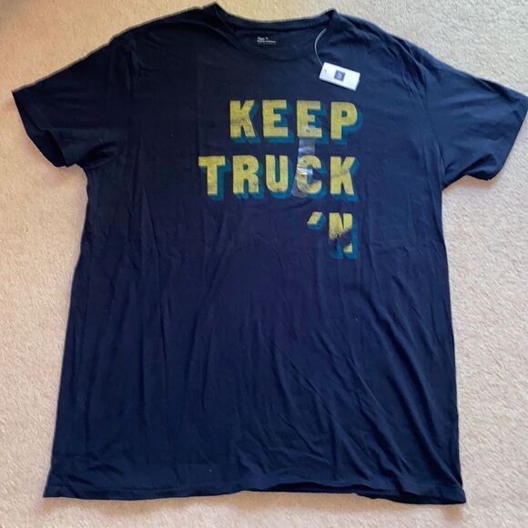 Gap “Keep Truck’n” Tee Shirt - Picture 1 of 8